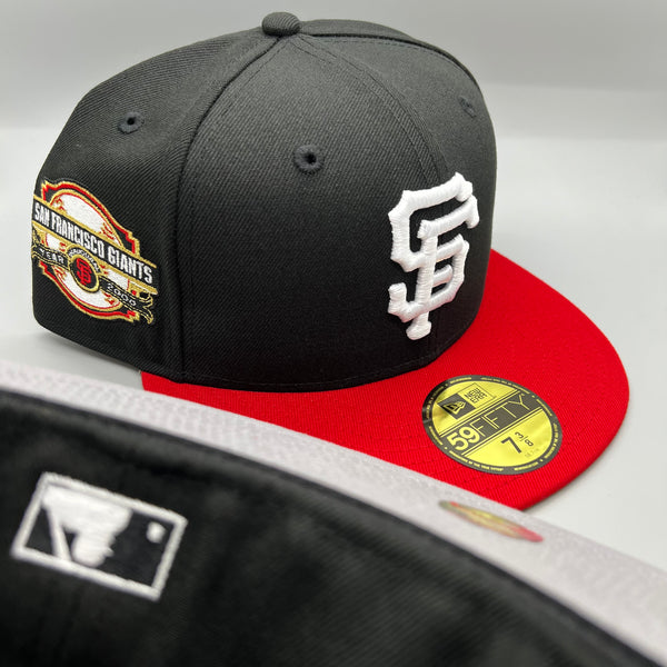 SF Giants NE Fitted (Black/White/Red) w/ 2000 InAugural Season SP