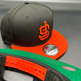 SF Giants “Upside Down” NE (Black/Orange) Snapback